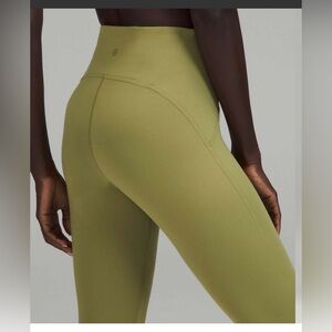 Lululemon InStill High-Rise Tight 28"
Bronze Green